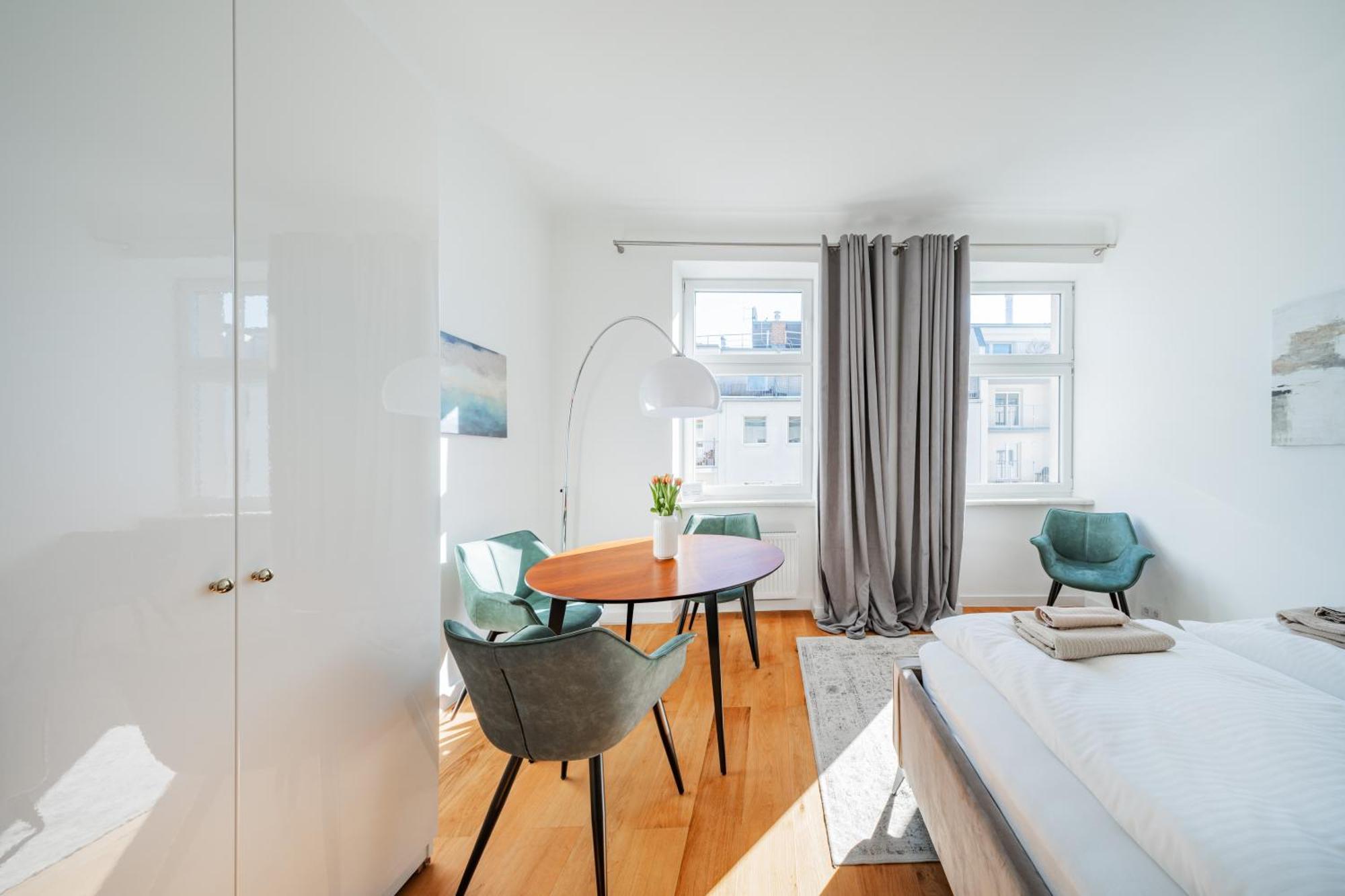 Sonnige Altbauwohnung Nahe Wien Hauptbahnhof Exteriör bild
